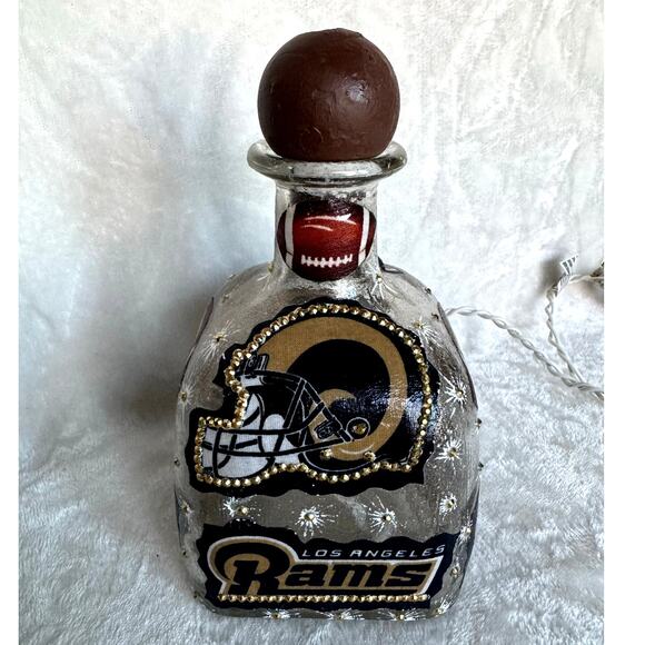 Los Angeles LA Rams Designer Glass Bottle w/ Lights *Unique Gift Idea - Picture 2 of 9